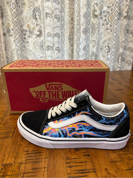 Vans Other - Vans Kids Old Skool “Electric Flame” Black with Neon Lightning - 4.5Y / 6-6.5 W
